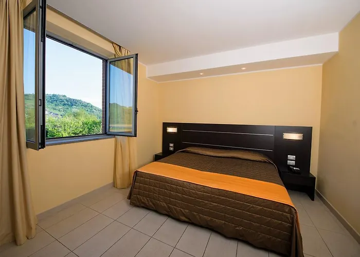 Hotel Letizia Borello