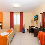 Letizia Hotel