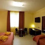 Letizia Hotel