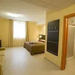 Hotel Letizia Borello