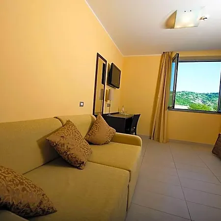 Letizia 3* Cesena