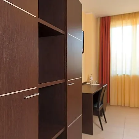 Letizia 3* Cesena