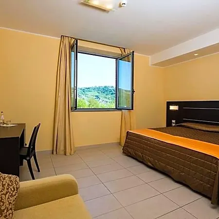 Hotel Letizia