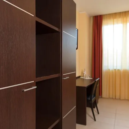 Letizia 3* Cesena